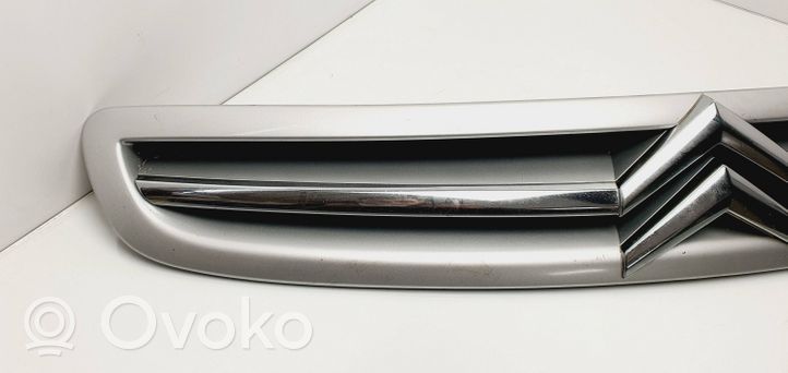 Citroen Xsara Picasso Grille de calandre avant 9650059677