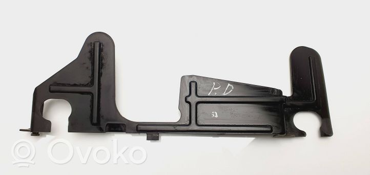 Citroen Xsara Picasso Kita variklio skyriaus detalė 900305100