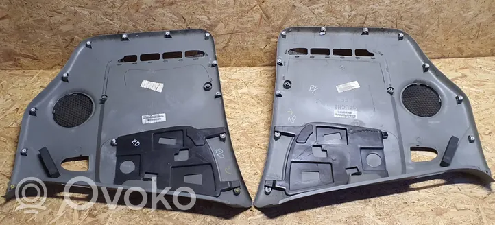 Nissan Primastar Set di rivestimento del pannello della portiera 91165802