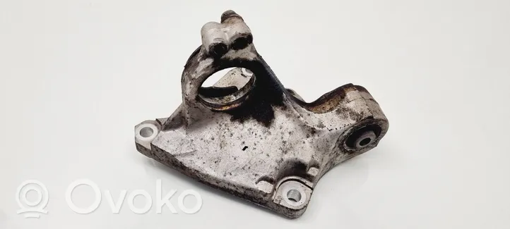 Citroen C4 I Picasso Pusašio pakabinamo guolio kronšteinas 9653552680