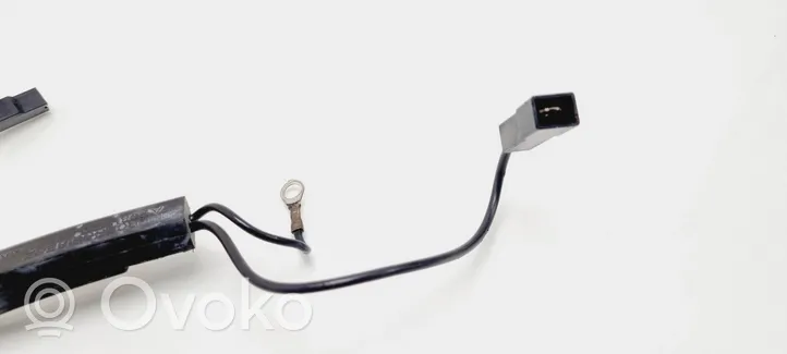 Mercedes-Benz C W203 Amplificateur d'antenne A2038200189