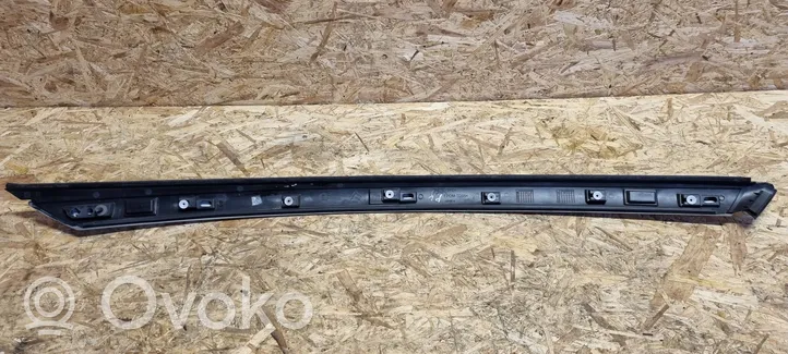 Citroen C4 I Picasso Rivestimento parabrezza 9654505577