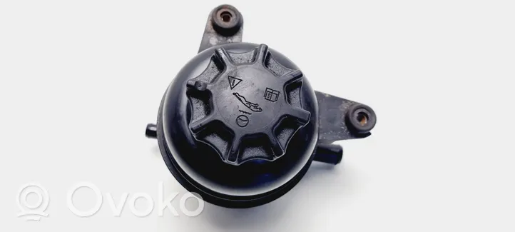 Jaguar X-Type Power steering fluid tank/reservoir 