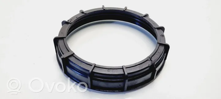 Renault Trafic II (X83) Bague de verrouillage pour réservoir de carburant 45298