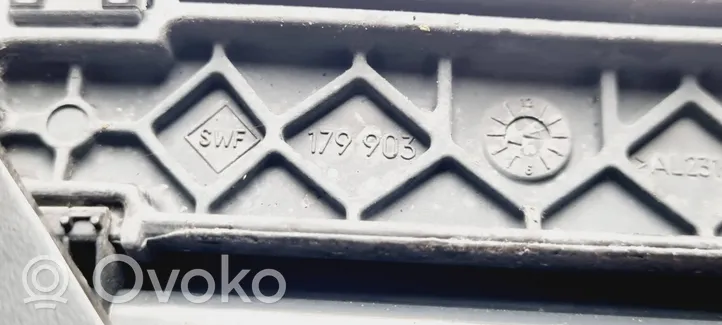 BMW 5 E60 E61 Priekinio stiklo valytuvų kojelė 61617035103