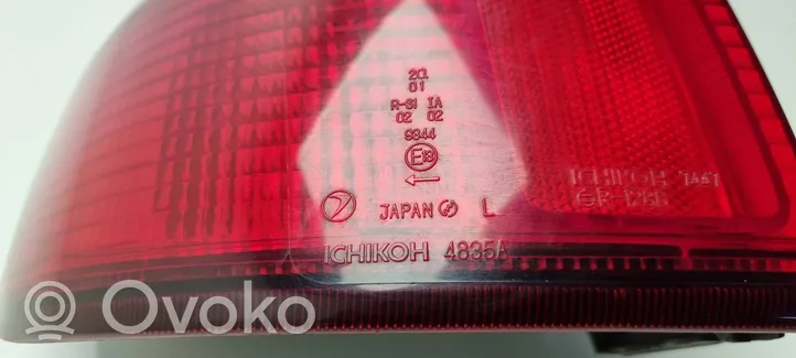 Subaru Legacy Задний фонарь в кузове 4835A