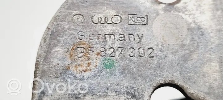 Volkswagen PASSAT B5 Scharnier Heckklappe Kofferraumdeckel 3B5827301