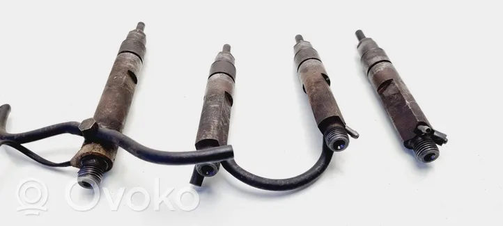 Audi A4 S4 B5 8D Fuel injectors set 028130201T