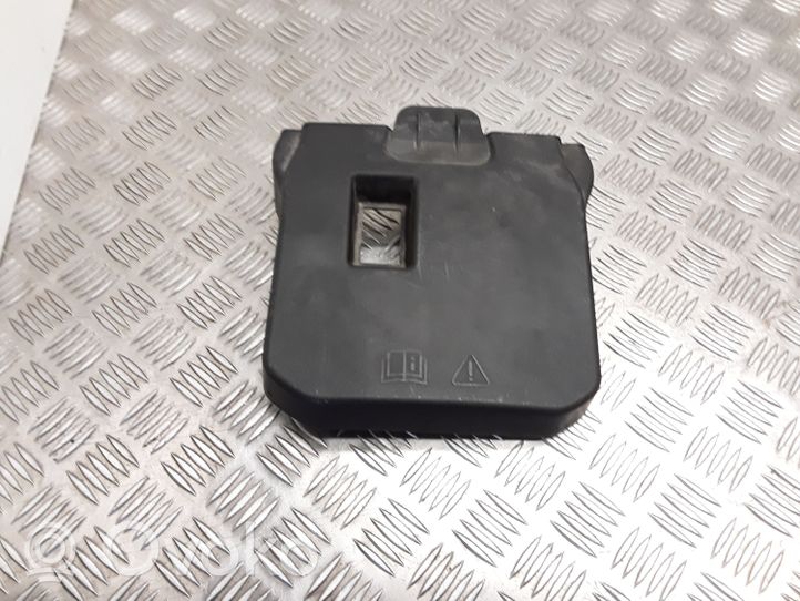 Ford Focus Couvercle de boîtier de batterie AM5110A659AC