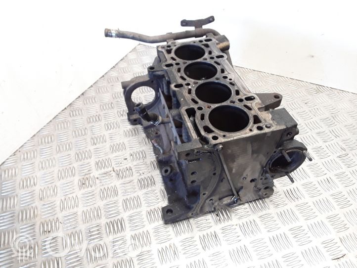 Opel Corsa D Engine block 73500429