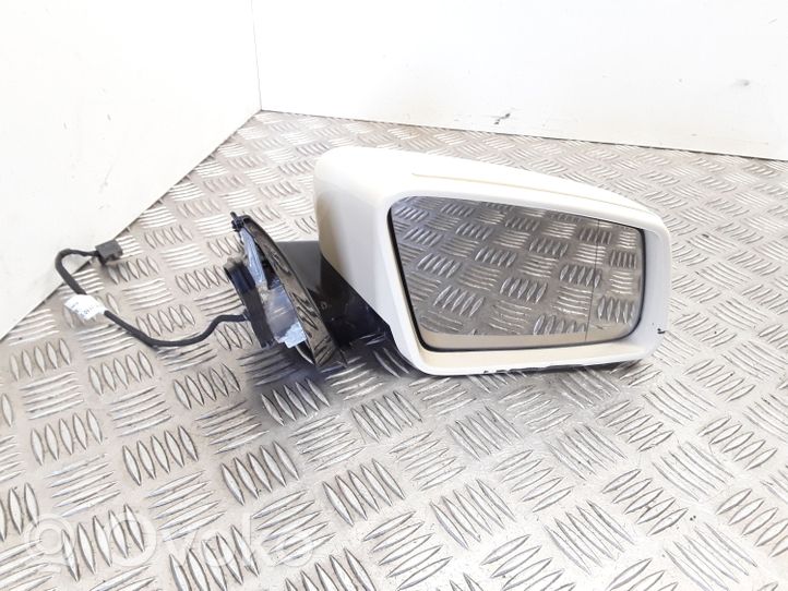 Mercedes-Benz E W212 Front door electric wing mirror A2128105216