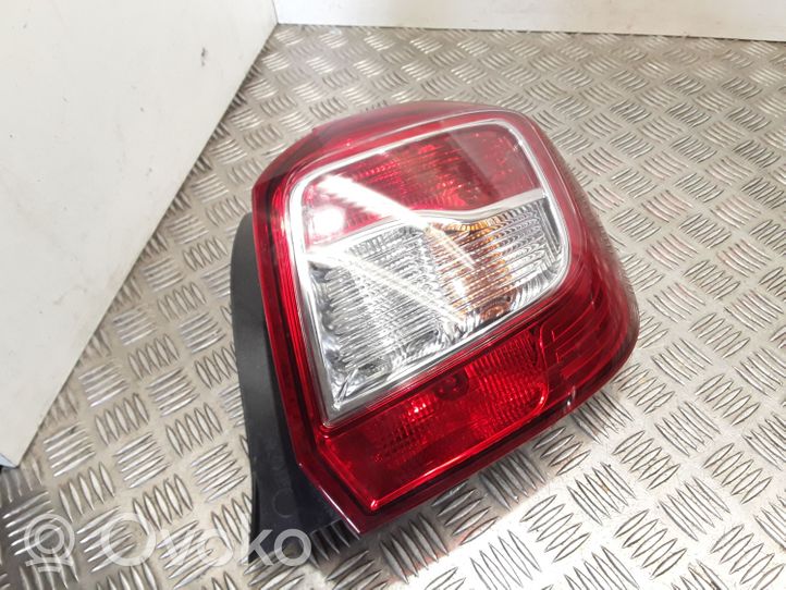 Dacia Sandero Rear/tail lights 62421302