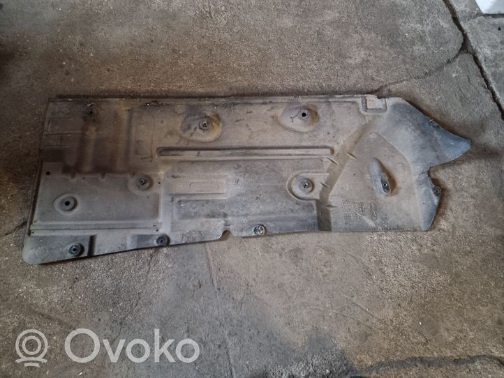 Ford Focus Šoninė dugno apsauga CV61R11133A