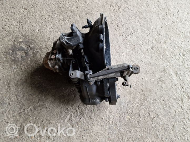 Opel Corsa C Manualna 5-biegowa skrzynia biegów 90400209