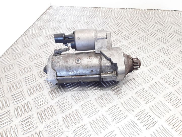 Volkswagen Touran III Starter motor 02E911022C