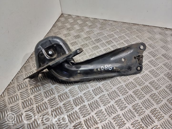 Volkswagen Touran III Triangle bras de suspension supérieur arrière 5Q0505226C