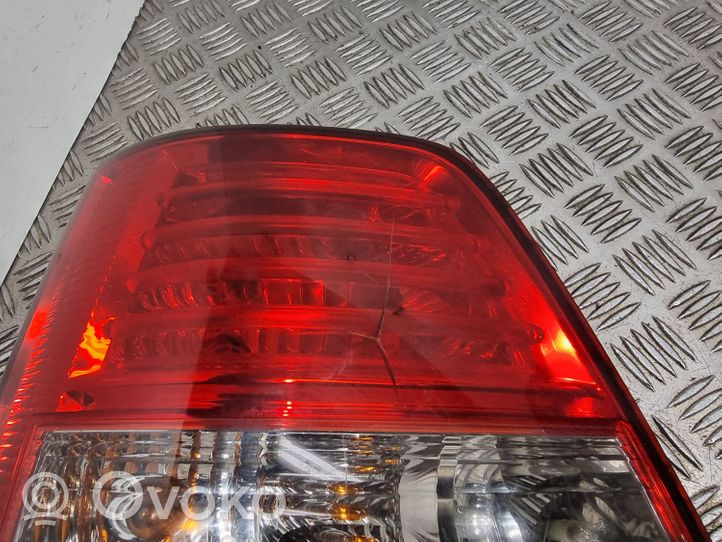 KIA Sorento Lampa tylna 9243E5