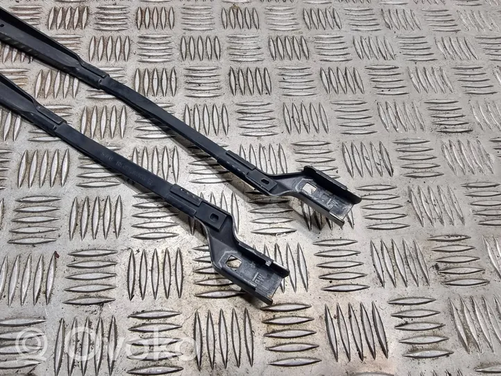 Opel Astra J Front wiper blade arm 3392125738