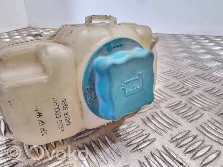 Volvo V70 Coolant expansion tank/reservoir 8683455