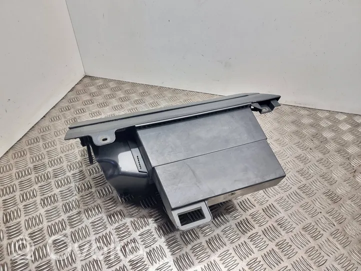 Volkswagen Cross Polo Glove box 6r1857097