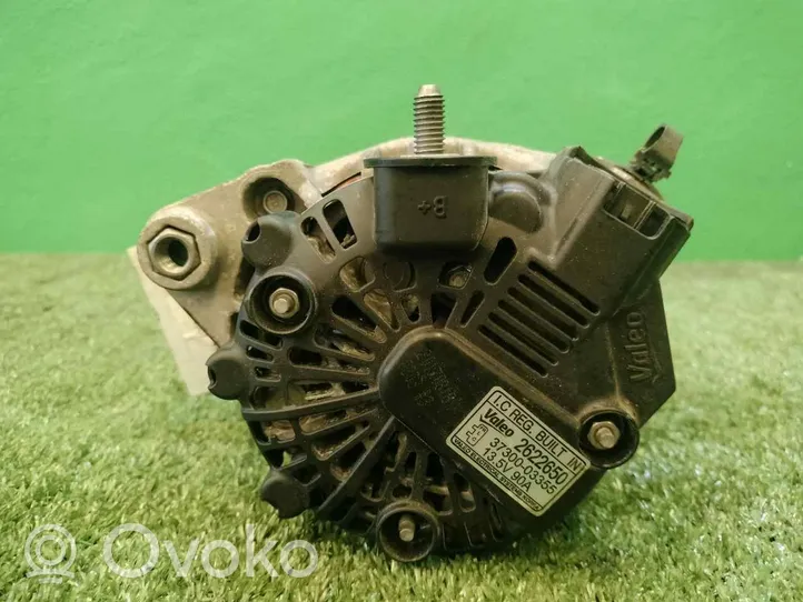 Mercedes-Benz 100 W631 Alternator 3730003355