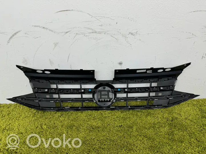 Volkswagen Tiguan Allspace Etupuskurin ylempi jäähdytinsäleikkö 5nn853653e