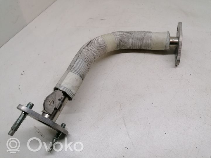 Toyota Yaris Tuyau de raccordement solide EGR 