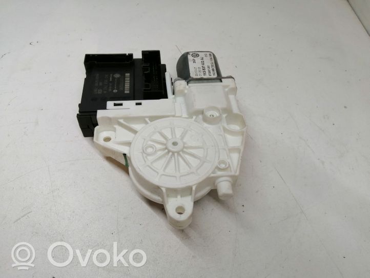 Volkswagen Golf V Fensterhebermotor Tür vorne 0130822229