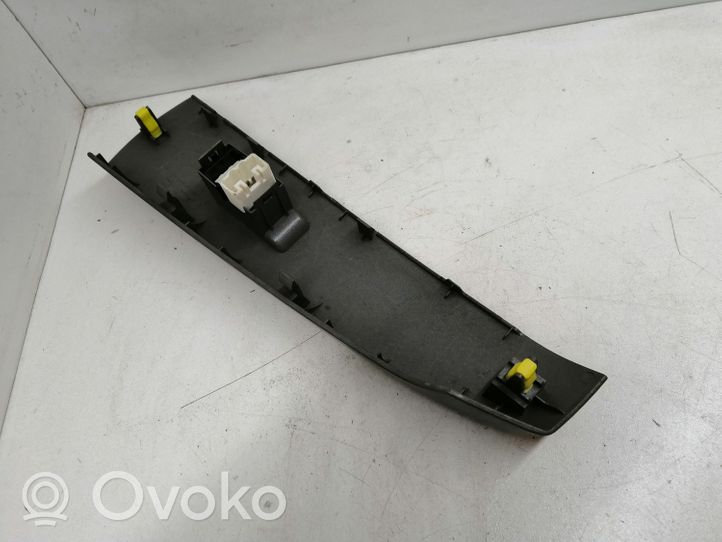 Toyota Prius (XW20) Rivestimento pulsantiera finestrino della portiera anteriore 7423147080