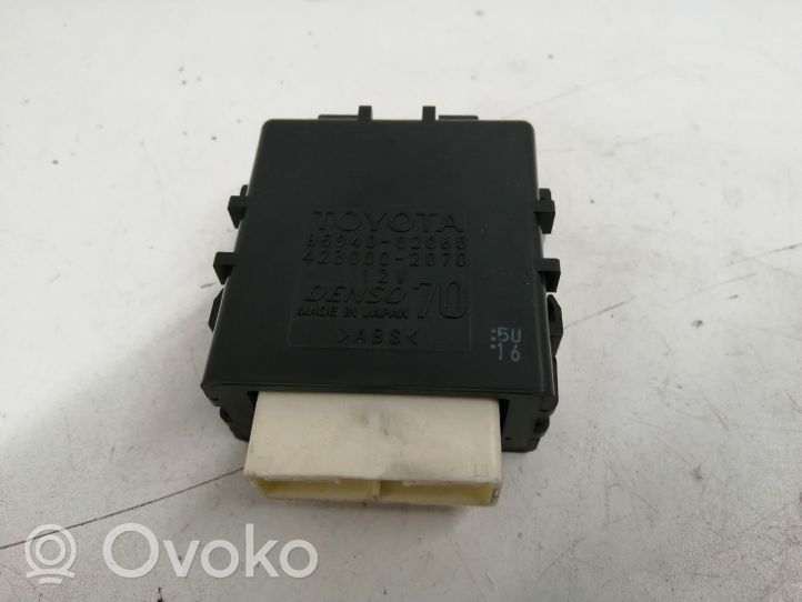 Toyota Auris E180 Module relais lève-vitre 8594002060