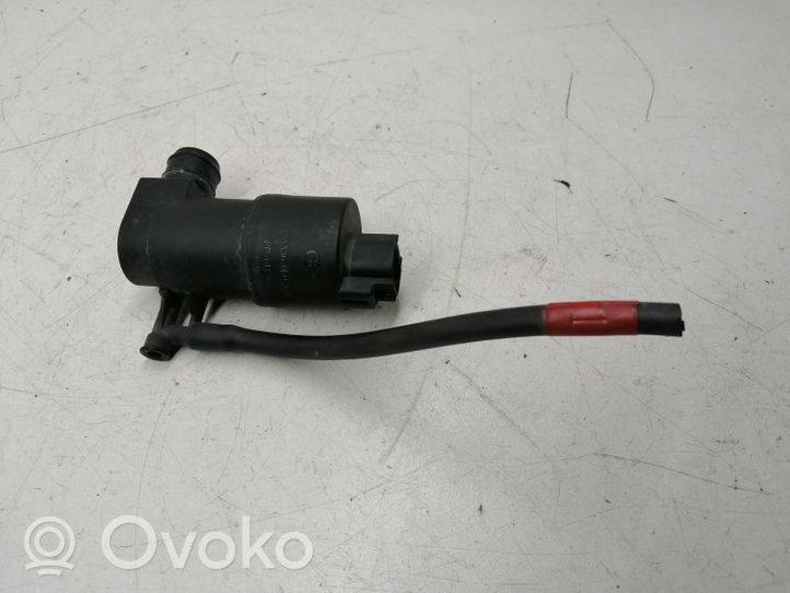 Toyota Yaris Pompe lave-phares 853300F020