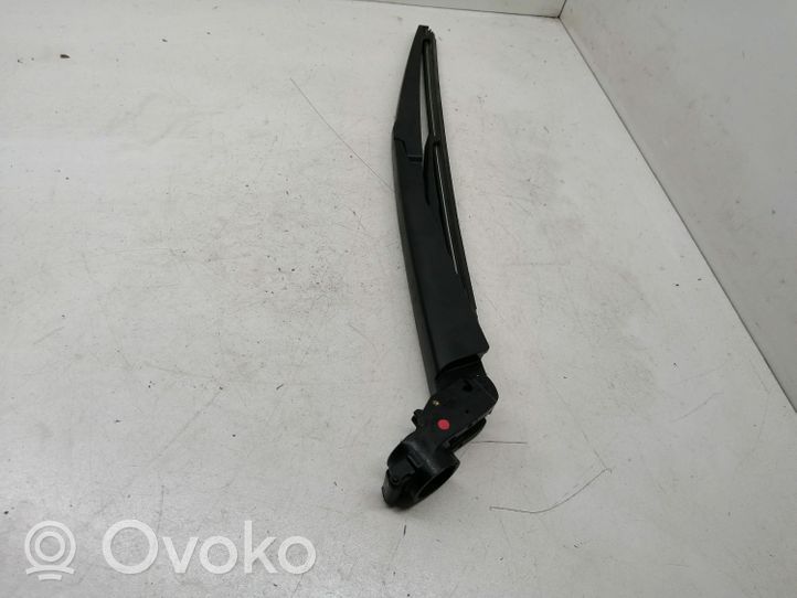 Toyota Yaris Takalasinpyyhkimen sulka 069613