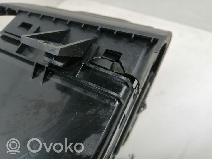 Lexus RX 330 - 350 - 400H Grille d'aération centrale 5568048040