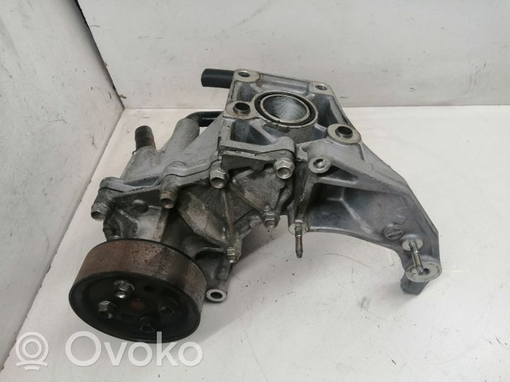 Mazda CX-7 Support de générateur / alternateur R2AA15176