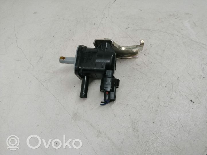 Toyota Auris E180 Electrovanne Soupape de Sûreté / Dépression 9091012275