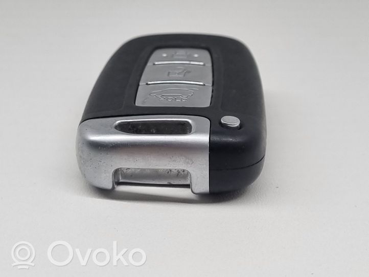 Hyundai i30 Užvedimo raktas (raktelis)/ kortelė 2010DJ1689