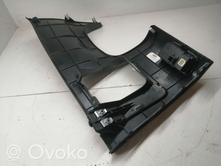 Hyundai i30 Rivestimento pannello inferiore del cruscotto 84750C8000