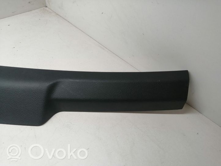 Toyota Auris E180 Garniture de hayon intérieur 6479002080