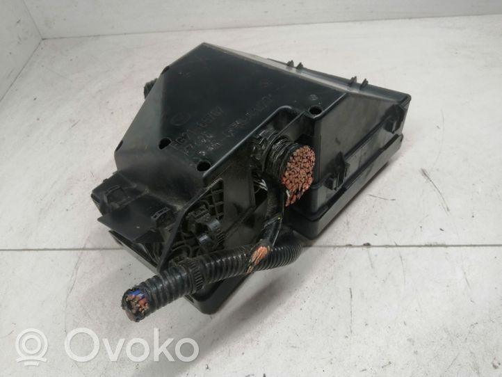 Mazda CX-7 Module de fusibles 518818109