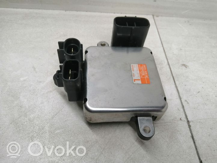 Toyota RAV 4 (XA40) Puhaltimen ohjainlaite 8925730110