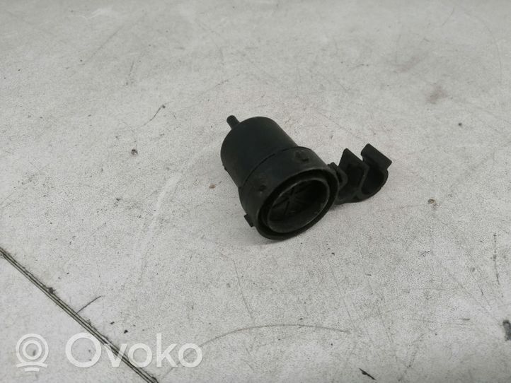 Volkswagen Transporter - Caravelle T5 Other engine part 7E0129456