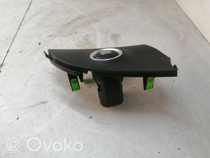 Hyundai i30 Interruttore a pulsante start e stop motore 84735A6100