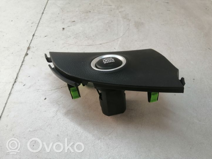 Hyundai i30 Interruttore a pulsante start e stop motore 84735A6100