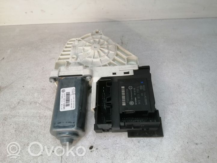 Volkswagen PASSAT B6 Motorino alzacristalli della portiera anteriore 1K0959701P