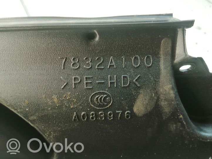 Mitsubishi Outlander Ohjaamon sisäilman ilmakanava 7832A100