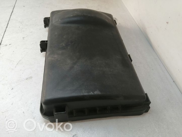 Toyota Prius (XW20) Ilmansuodattimen kotelon kansi 1001406970