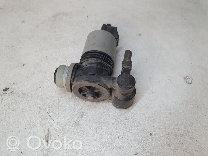 Toyota Auris E180 Pompe de lave-glace de pare-brise 1020974