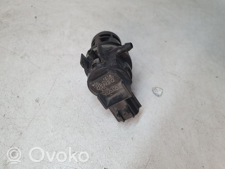 Toyota RAV 4 (XA40) Pompe de lave-glace de pare-brise 8533060190