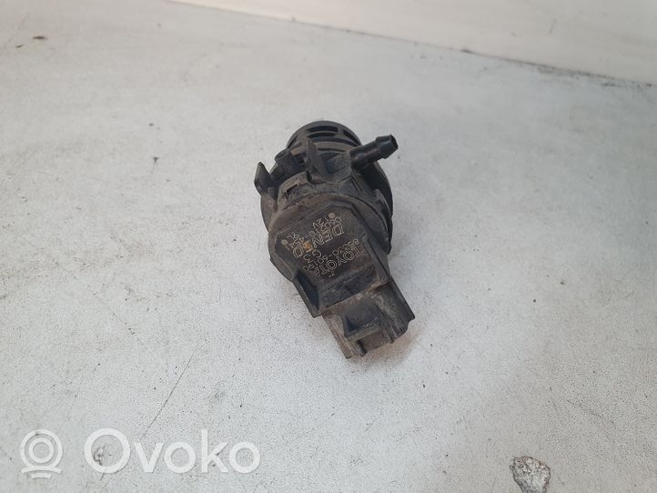 Toyota RAV 4 (XA40) Pompe de lave-glace de pare-brise 8533060190