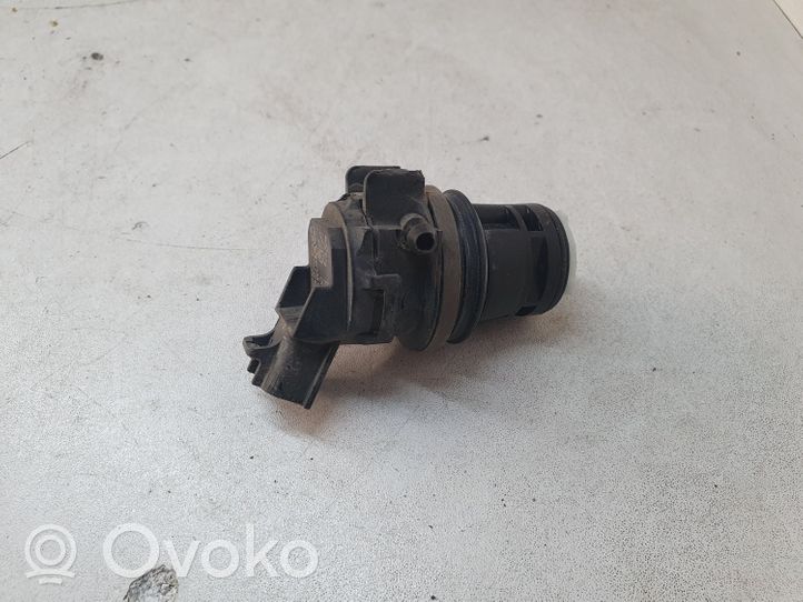 Toyota RAV 4 (XA40) Pompe de lave-glace de pare-brise 8533060190